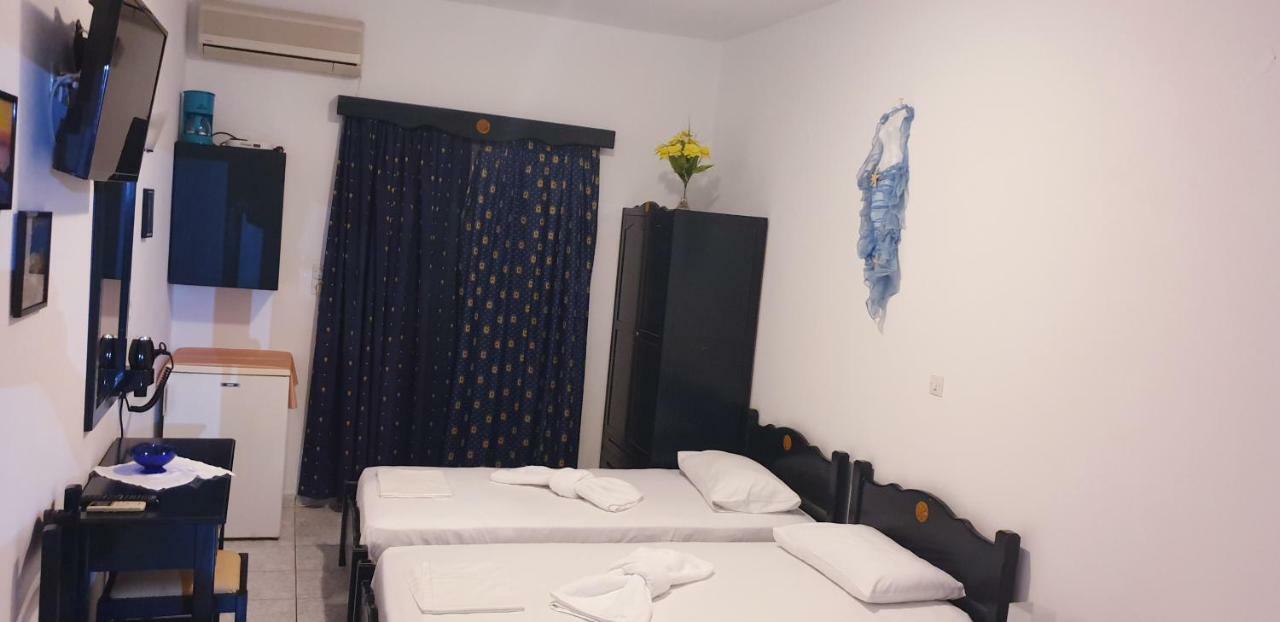 Anna Zisimos Hotell Adámas Eksteriør bilde